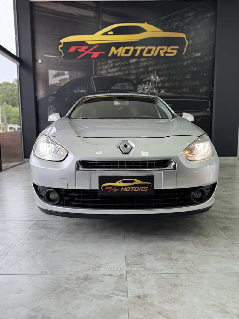 FLUENCE 2.0 DYNAMIQUE PLUS 16V FLEX 4P AUTOMÁTICO - 2013 - CAXIAS DO SUL