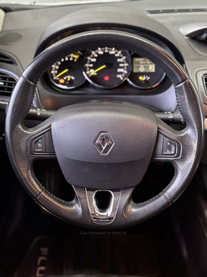 FLUENCE 2.0 DYNAMIQUE PLUS 16V FLEX 4P AUTOMÁTICO - 2013 - CAXIAS DO SUL