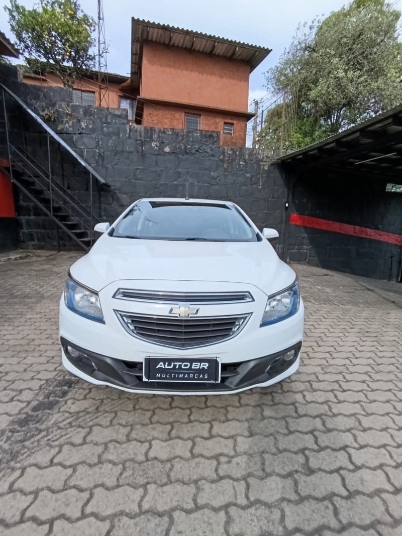 ONIX 1.4 MPFI LTZ 8V FLEX 4P MANUAL - 2015 - CAXIAS DO SUL