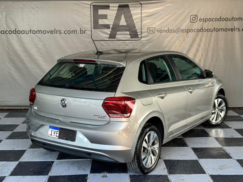 POLO 1.0	200 TSI HIGHLINE AUTOMÁTICO  - 2018 - NOVA PRATA