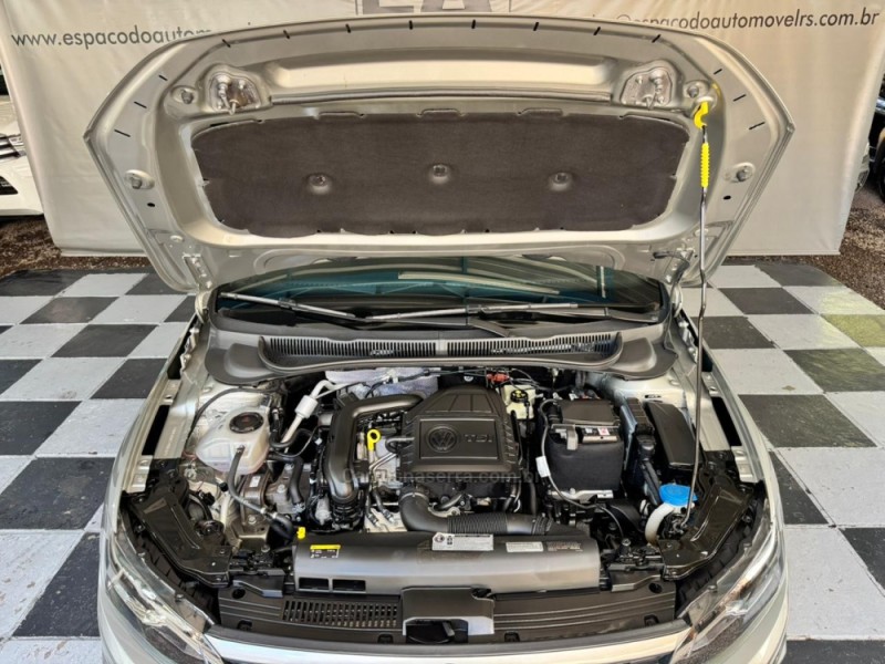 POLO 1.0	200 TSI HIGHLINE AUTOMÁTICO  - 2018 - NOVA PRATA