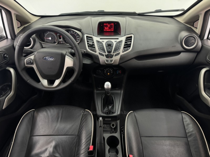 FIESTA 1.6 SE HATCH 16V FLEX 4P MANUAL - 2012 - CARLOS BARBOSA