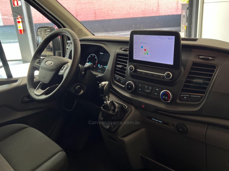 TRANSIT 2.2 PASSAGEIRO TURBO DIESEL 3P MANUAL - 2023 - FLORES DA CUNHA