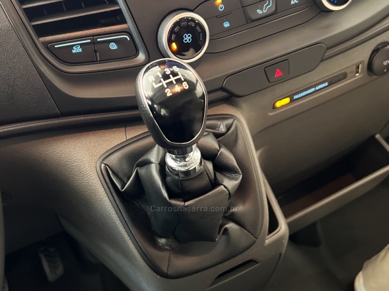 TRANSIT 2.2 PASSAGEIRO TURBO DIESEL 3P MANUAL - 2023 - FLORES DA CUNHA