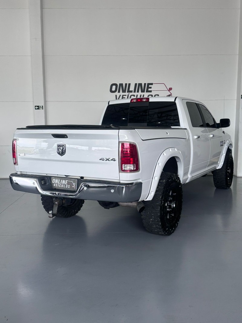 2500 LARAMIE 6.7 CD 4X4 TDI DIESEL 4P AUTOMÁTICA - 2018 - FARROUPILHA