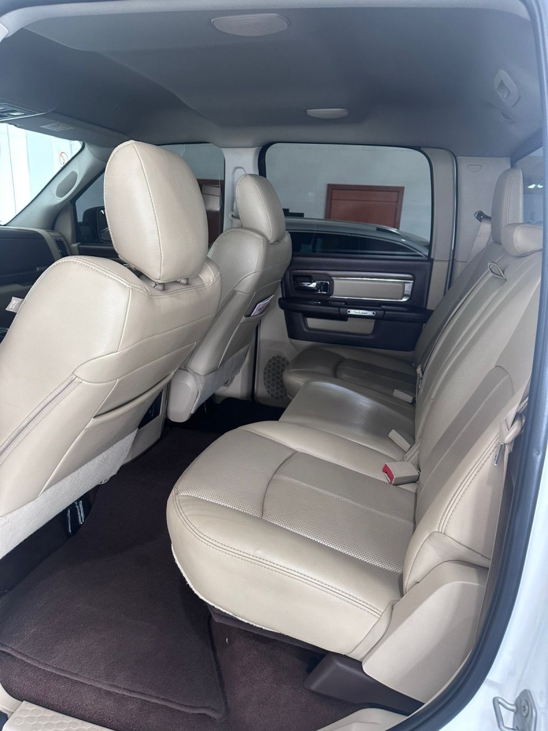 2500 LARAMIE 6.7 CD 4X4 TDI DIESEL 4P AUTOMÁTICA - 2018 - FARROUPILHA