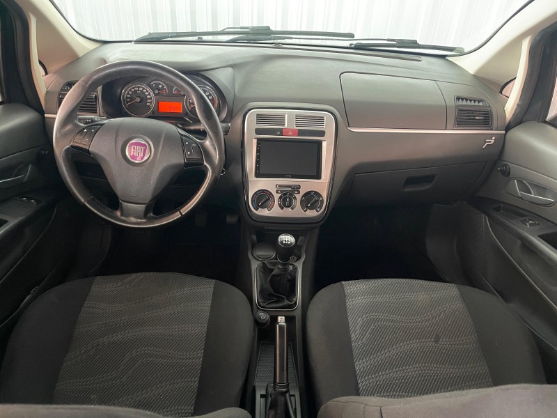 PUNTO 1.4 ELX 8V FLEX 4P MANUAL - 2010 - CAXIAS DO SUL