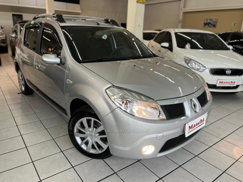 SANDERO 1.6 PRIVILÉGE 8V FLEX 4P MANUAL - 2009 - CAXIAS DO SUL
