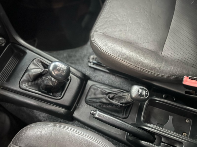 PAJERO TR4 2.0 4X4 16V 140CV FLEX 4P MANUAL - 2009 - CAXIAS DO SUL