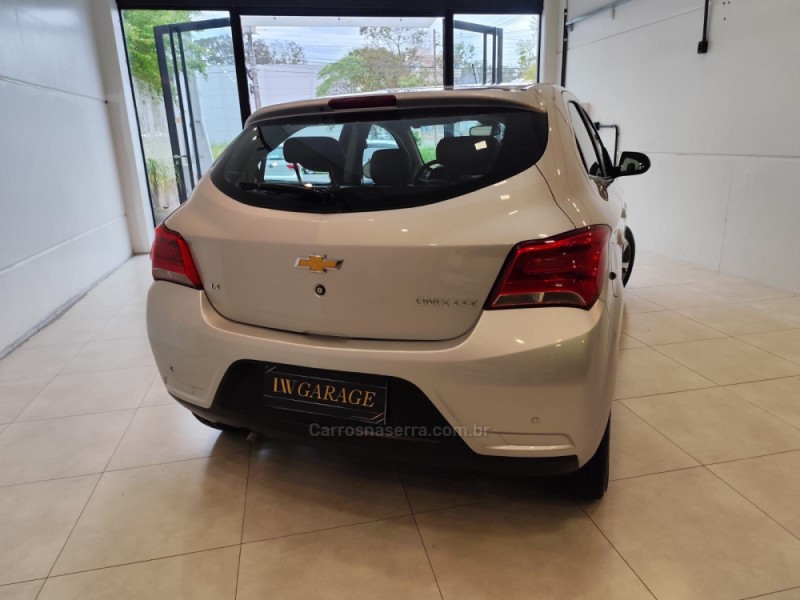ONIX 1.4 MPFI LTZ 8V FLEX 4P MANUAL - 2017 - BENTO GONçALVES
