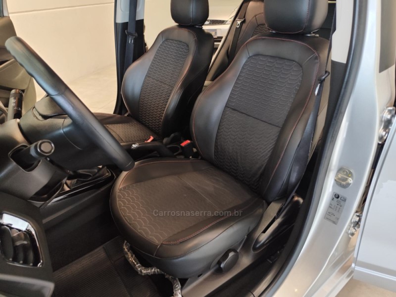 ONIX 1.4 MPFI LTZ 8V FLEX 4P MANUAL - 2017 - BENTO GONçALVES