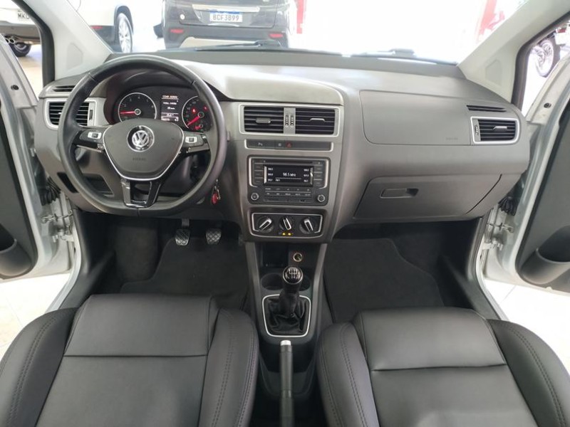 FOX 1.0 MI COMFORTLINE 8V FLEX 4P MANUAL - 2016 - CAXIAS DO SUL