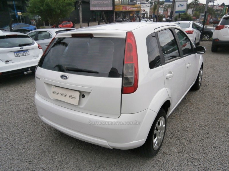 FIESTA 1.0 MPI CLASS 8V FLEX 4P MANUAL - 2014 - FARROUPILHA
