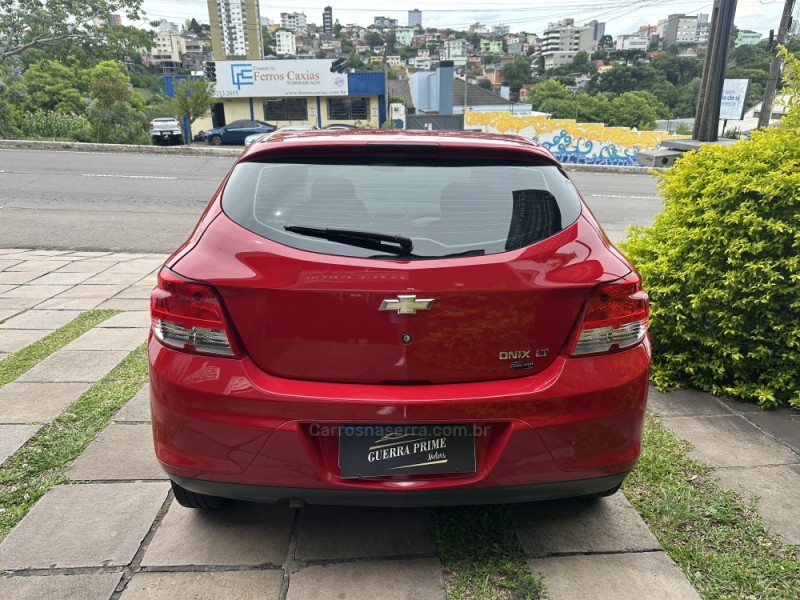 ONIX 1.0 MPFI LT 8V FLEX 4P MANUAL - 2015 - CAXIAS DO SUL