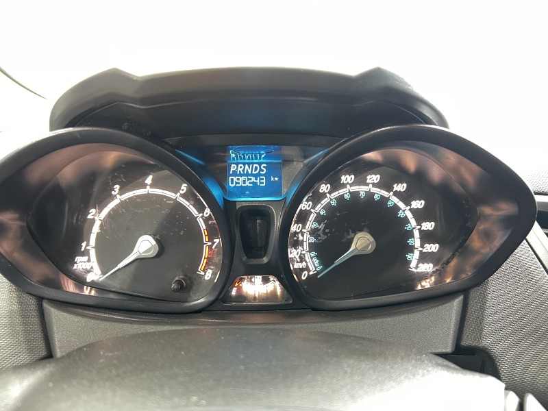 FIESTA 1.6 SE HATCH 16V FLEX 4P AUTOMÁTICO - 2015 - CAXIAS DO SUL