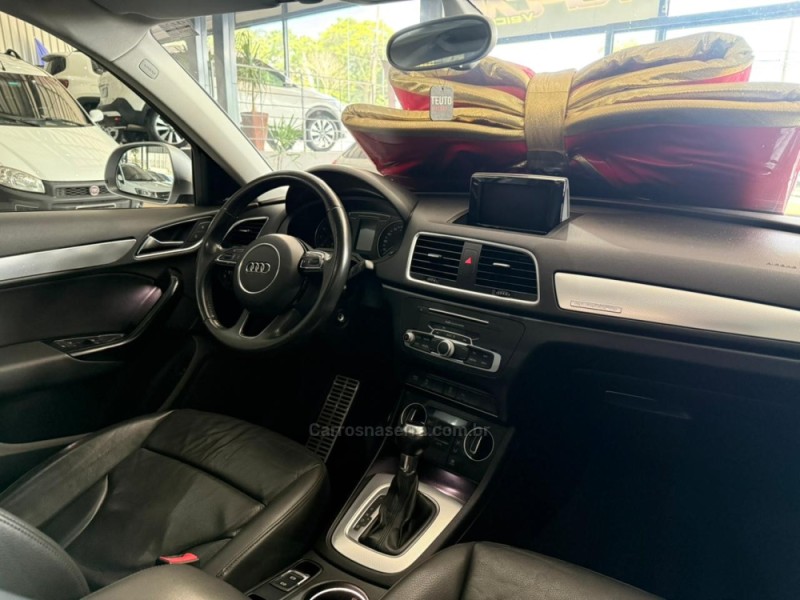 Q3 2.0 TFSI AMBIENTE QUATTRO 4P GASOLINA S TRONIC - 2016 - CAMPO BOM