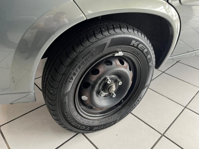 CLASSIC 1.0 VHC LS 8V FLEX 4P MANUAL - 2013 - CAXIAS DO SUL