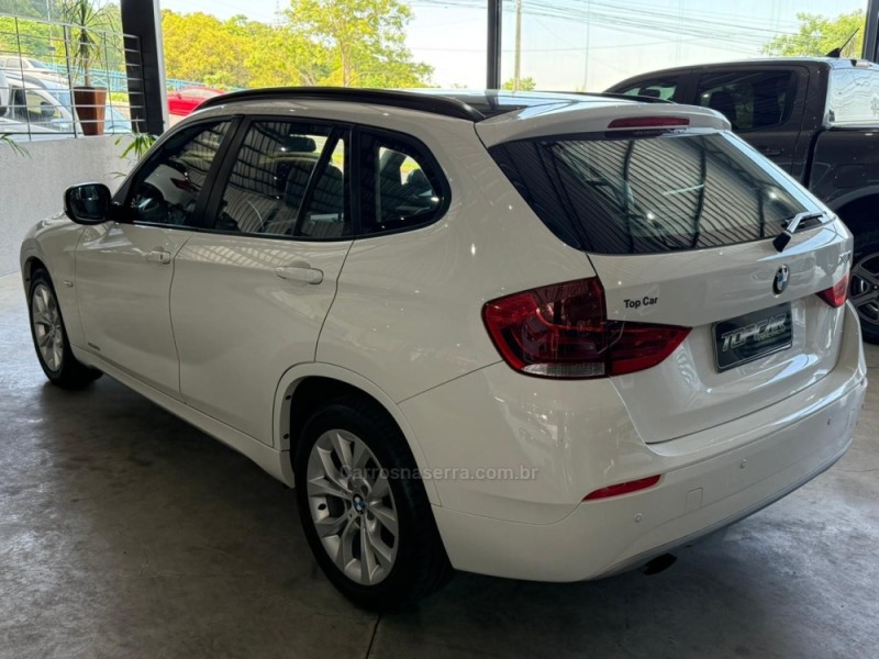 X1 2.0 18I S-DRIVE 4X2 16V GASOLINA 4P AUTOMÁTICO - 2011 - CAMPO BOM