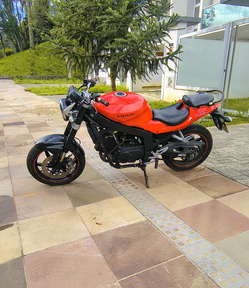 COMET GT 250 R - 2011 - FARROUPILHA