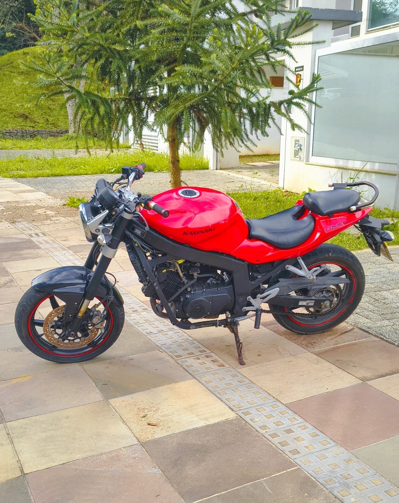 COMET GT 250 R - 2011 - FARROUPILHA