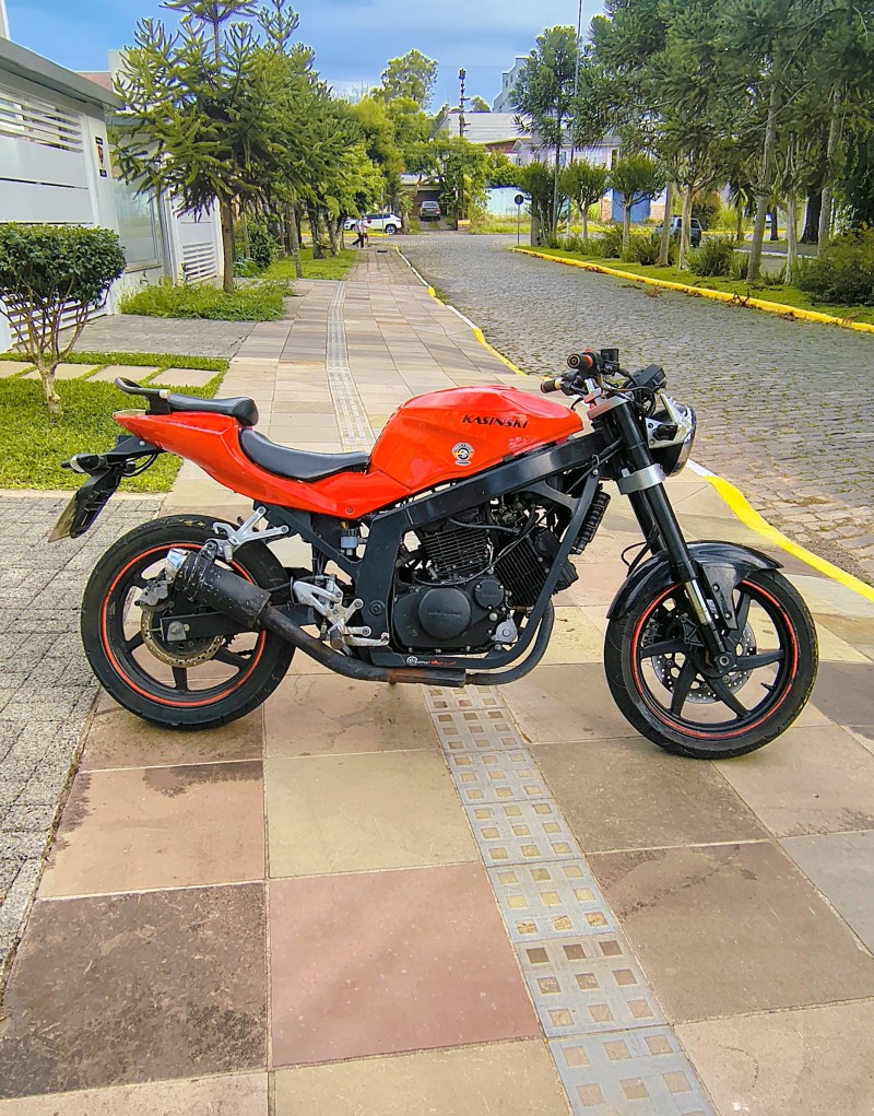 COMET GT 250 R - 2011 - FARROUPILHA