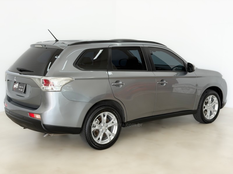 OUTLANDER 2.0 16V GASOLINA 4P AUTOMÁTICO - 2014 - CAXIAS DO SUL