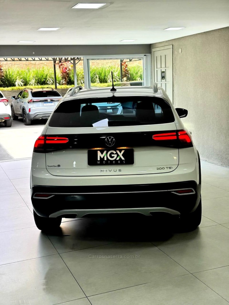 NIVUS 1.0 TSI HIGHLINE FLEX 4P AUTOMÁTICO - 2023 - PORTO ALEGRE