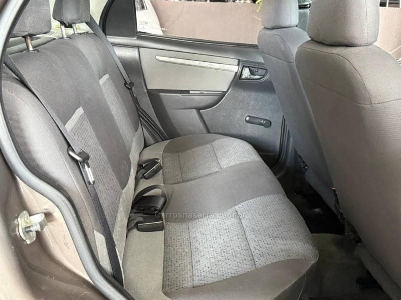 CELTA 1.0 MPFI LT 8V FLEX 4P MANUAL - 2014 - CAMPO BOM