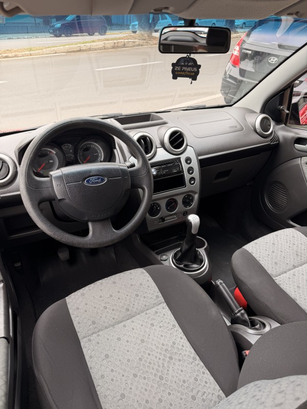 FIESTA 1.6 MPI CLASS HATCH 8V FLEX 4P MANUAL - 2013 - FARROUPILHA