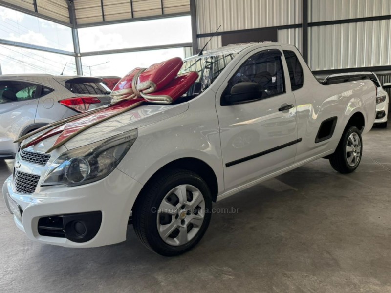 montana 1.4 mpfi ls cs 8v flex 2p manual 2013 campo bom