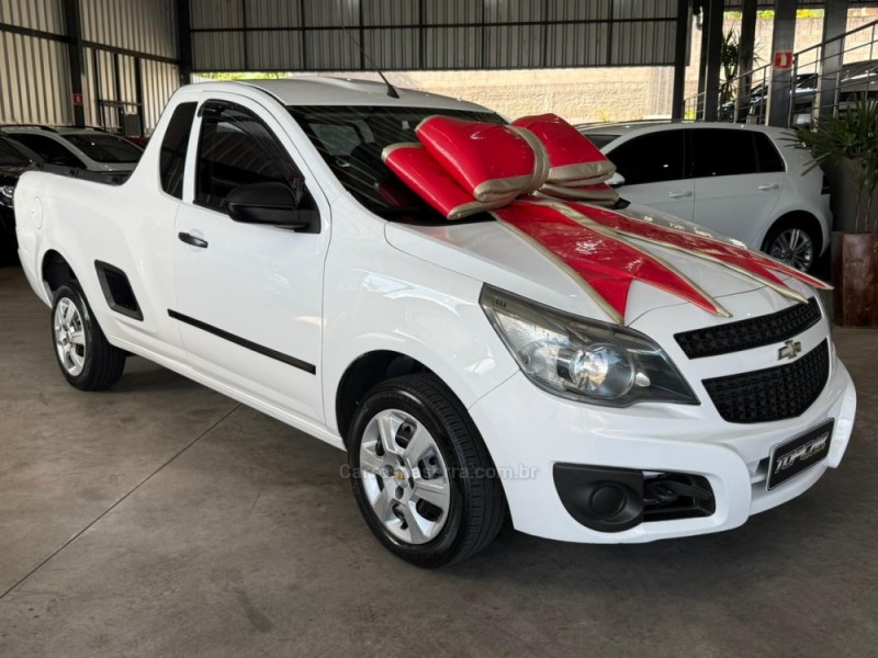 MONTANA 1.4 MPFI LS CS 8V FLEX 2P MANUAL - 2013 - CAMPO BOM