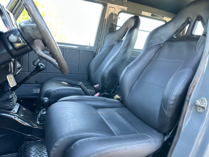 SAMURAI 1.3 JX METAL TOP 4X4 16V GASOLINA 2P MANUAL - 1993 - DOIS IRMãOS