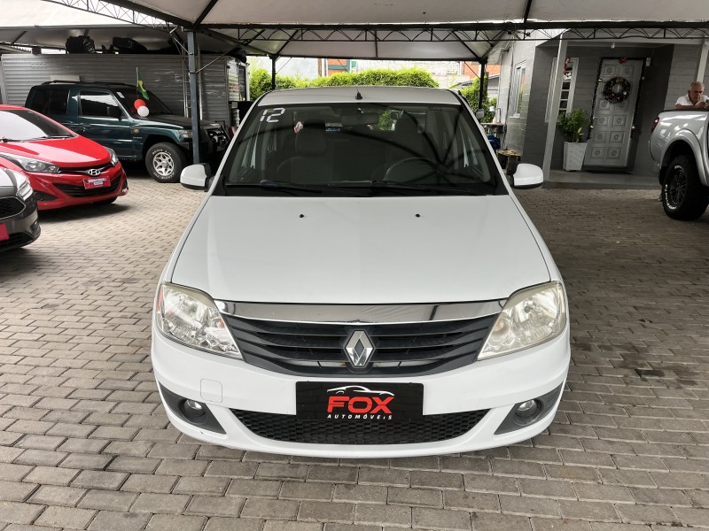 LOGAN 1.6 EXPRESSION 8V HI-FLEX 4P MANUAL - 2012 - CAXIAS DO SUL