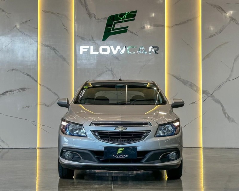 ONIX 1.4 MPFI LTZ 8V FLEX 4P MANUAL - 2014 - GARIBALDI