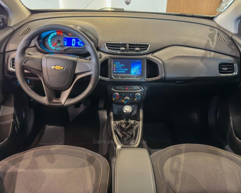 ONIX 1.4 MPFI LTZ 8V FLEX 4P MANUAL - 2014 - GARIBALDI