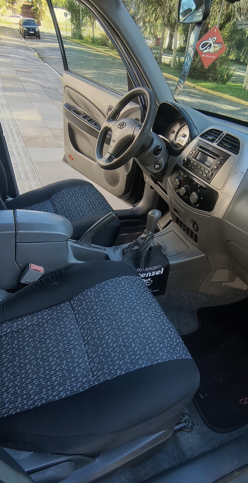 TIGGO 2.0 16V GASOLINA 4P MANUAL - 2010 - FARROUPILHA