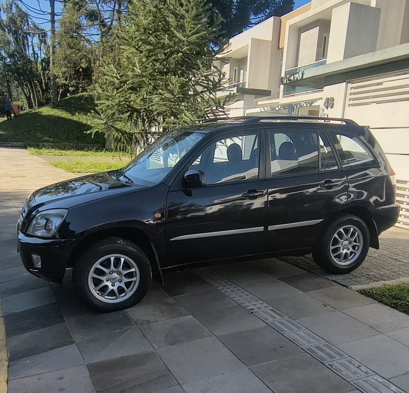 TIGGO 2.0 16V GASOLINA 4P MANUAL - 2010 - FARROUPILHA