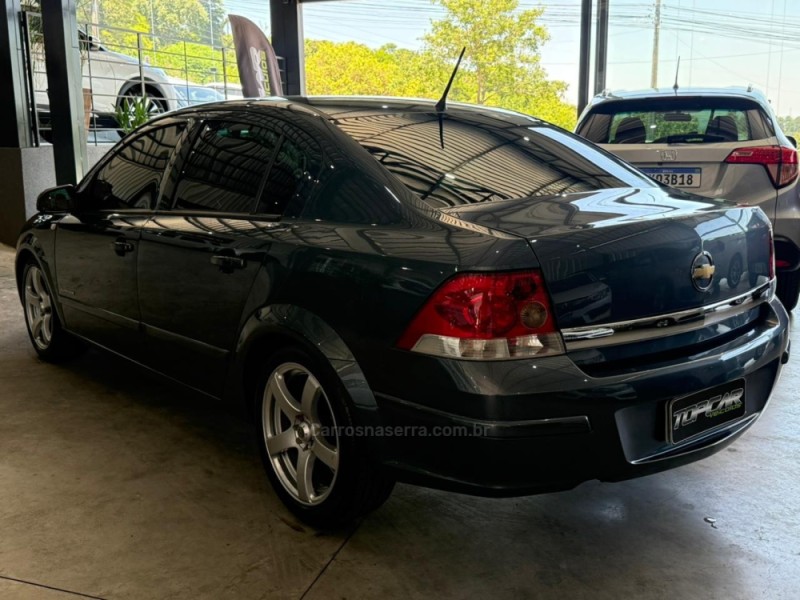 VECTRA 2.0 MPFI EXPRESSION 8V FLEX 4P MANUAL - 2009 - CAMPO BOM