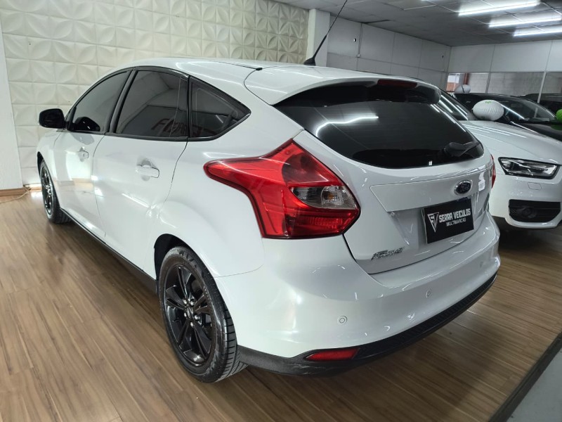FOCUS 1.6 SE 16V FLEX 4P MANUAL - 2015 - CAXIAS DO SUL