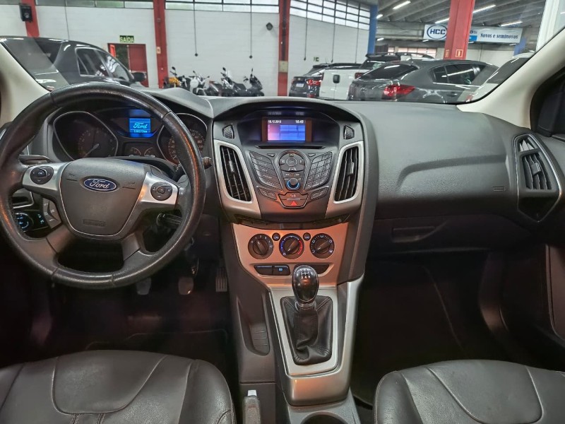 FOCUS 1.6 SE 16V FLEX 4P MANUAL - 2015 - CAXIAS DO SUL