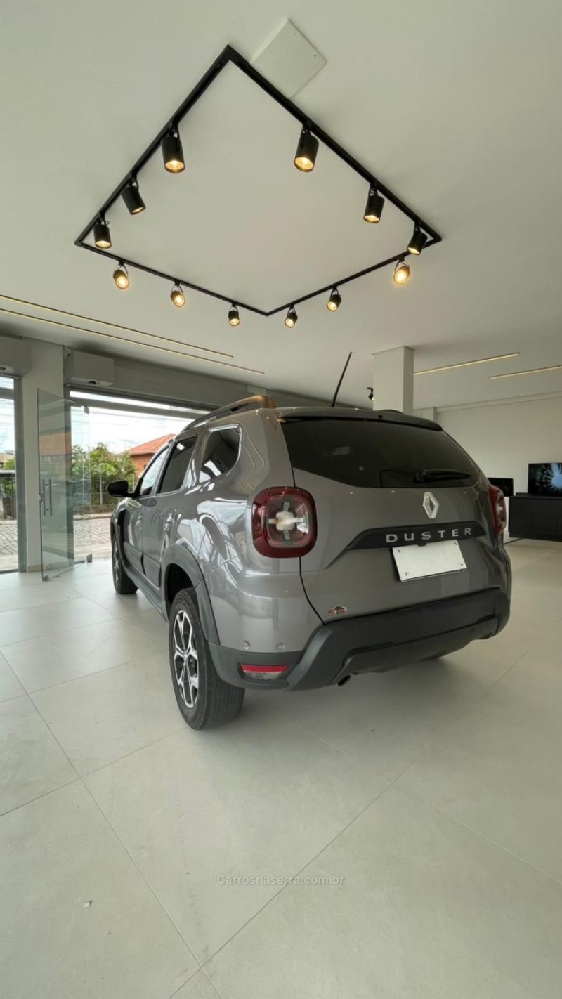 DUSTER 1.6 ICONIC 16V FLEX 4P AUTOMÁTICO - 2021 - CAXIAS DO SUL