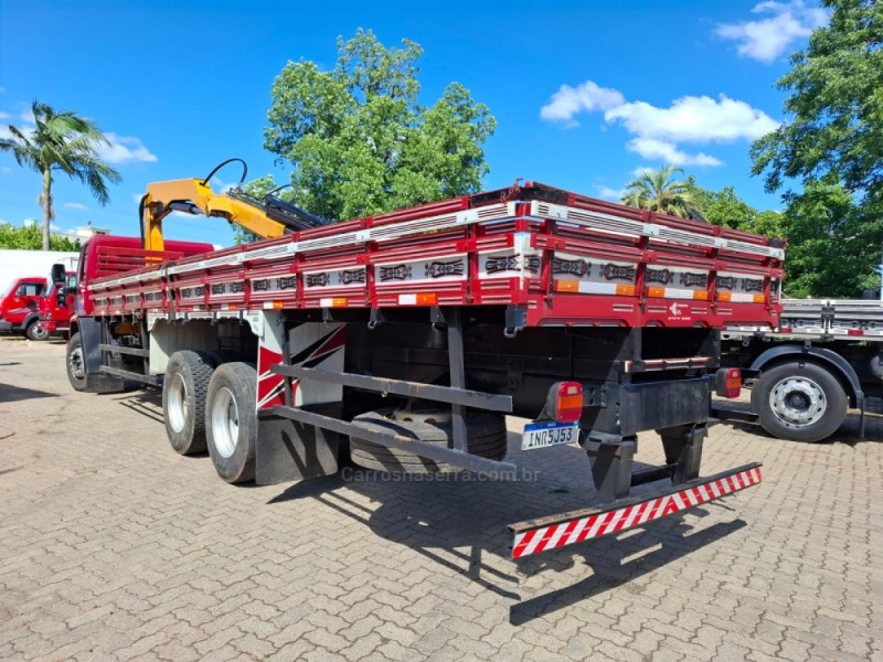 CARGO 2428 E T 3 EIXOS - 2006 - PORTãO