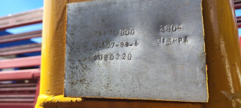 CARGO 2428 E T 3 EIXOS - 2006 - PORTãO