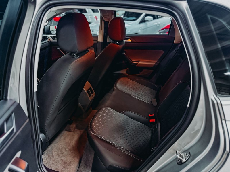 POLO 1.0 170 TSI 12V HIGHLINE FLEX 4P AUTOMÁTICO - 2019 - CAXIAS DO SUL