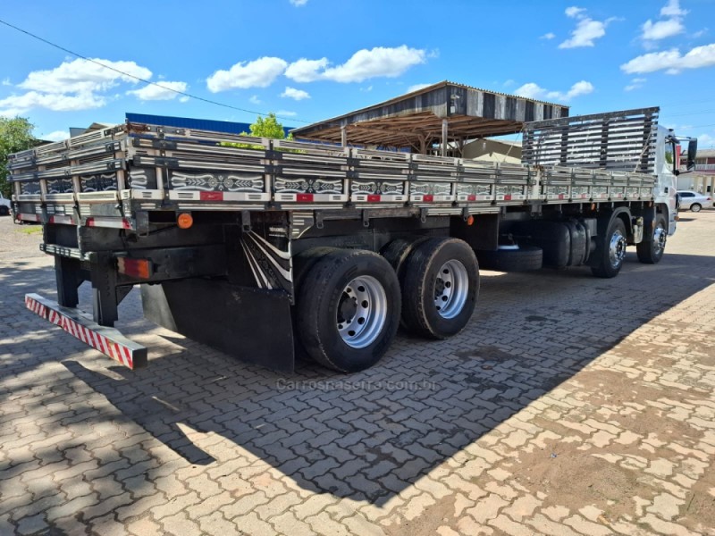 ATEGO 3030 8X2 - 2017 - PORTãO