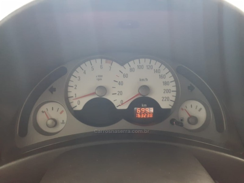 MONTANA 1.8 MPFI SPORT CS 8V FLEX 2P MANUAL - 2005 - CANELA