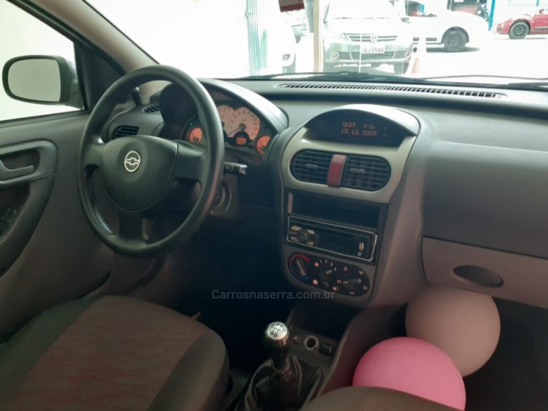 MONTANA 1.8 MPFI SPORT CS 8V FLEX 2P MANUAL - 2005 - CANELA