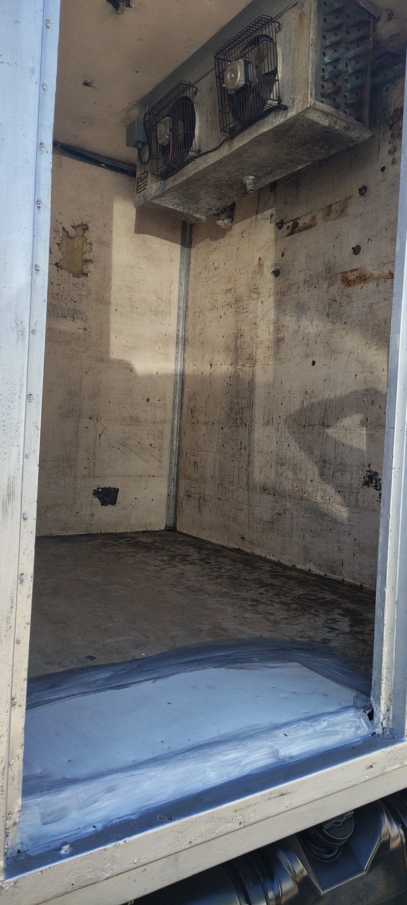 709  - 1990 - PORTãO