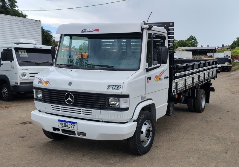 710 plus  2008 portao