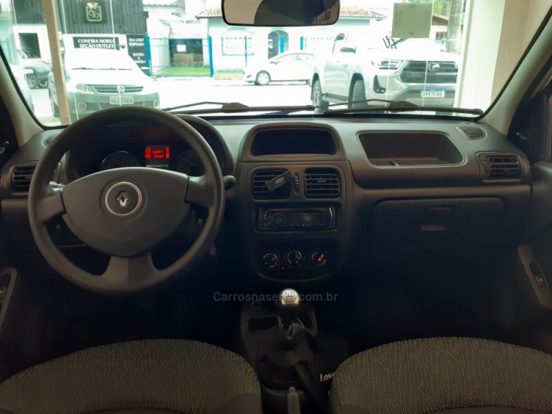 CLIO 1.0 EXPRESSION 16V FLEX 4P MANUAL - 2014 - CANELA